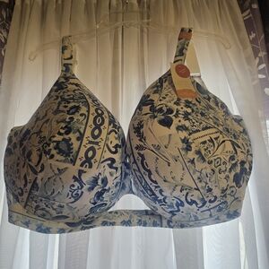 Cacique Blue and Cream Printed Molded Cup Bra